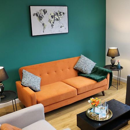 Rooms In Stylish House 밀턴 케인즈 외부 사진