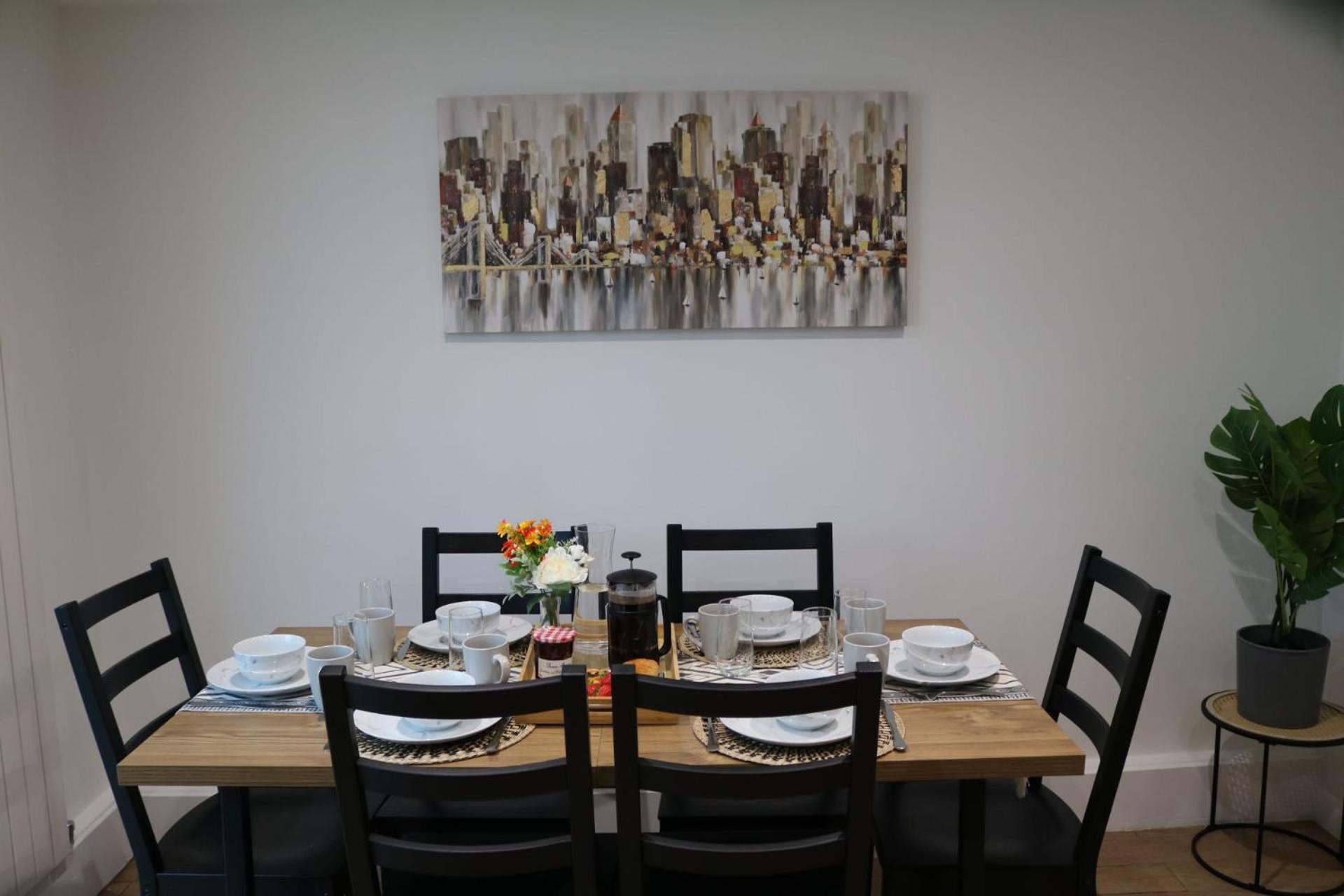 Rooms In Stylish House 밀턴 케인즈 외부 사진