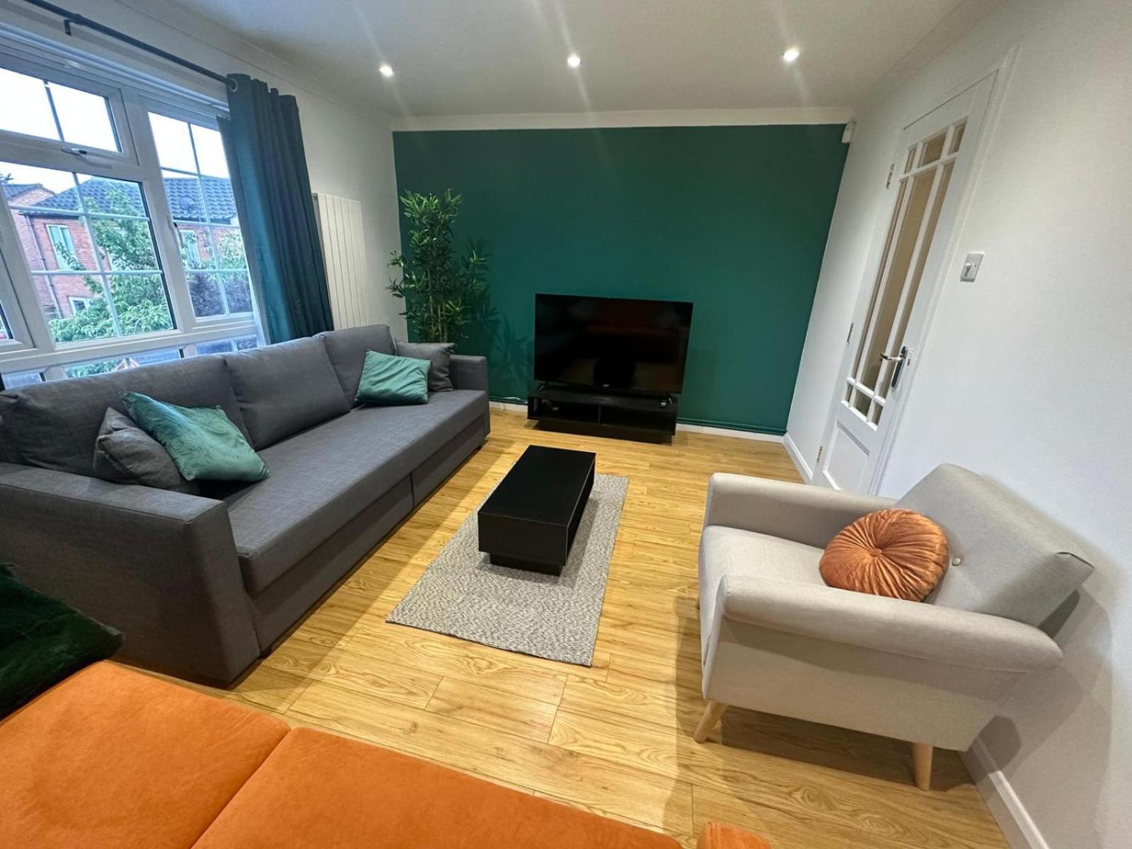 Rooms In Stylish House 밀턴 케인즈 외부 사진